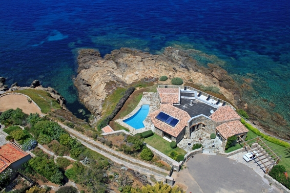 VILLA ROC E MARE - 6 persone - Ile Rousse VILLA ROC E MARE - 6 persone - Ile Rousse